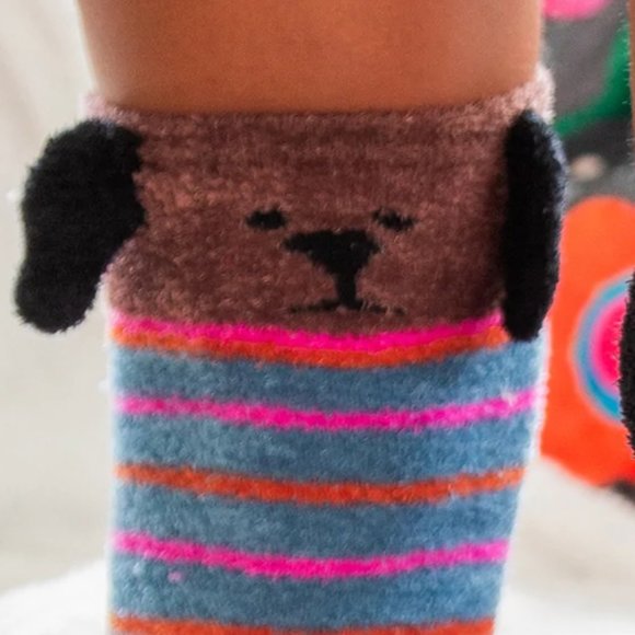 ⭐️HOST PICK⭐️ Plush Over-the-knee Furry Puppy Socks-NWT - Picture 10 of 15
